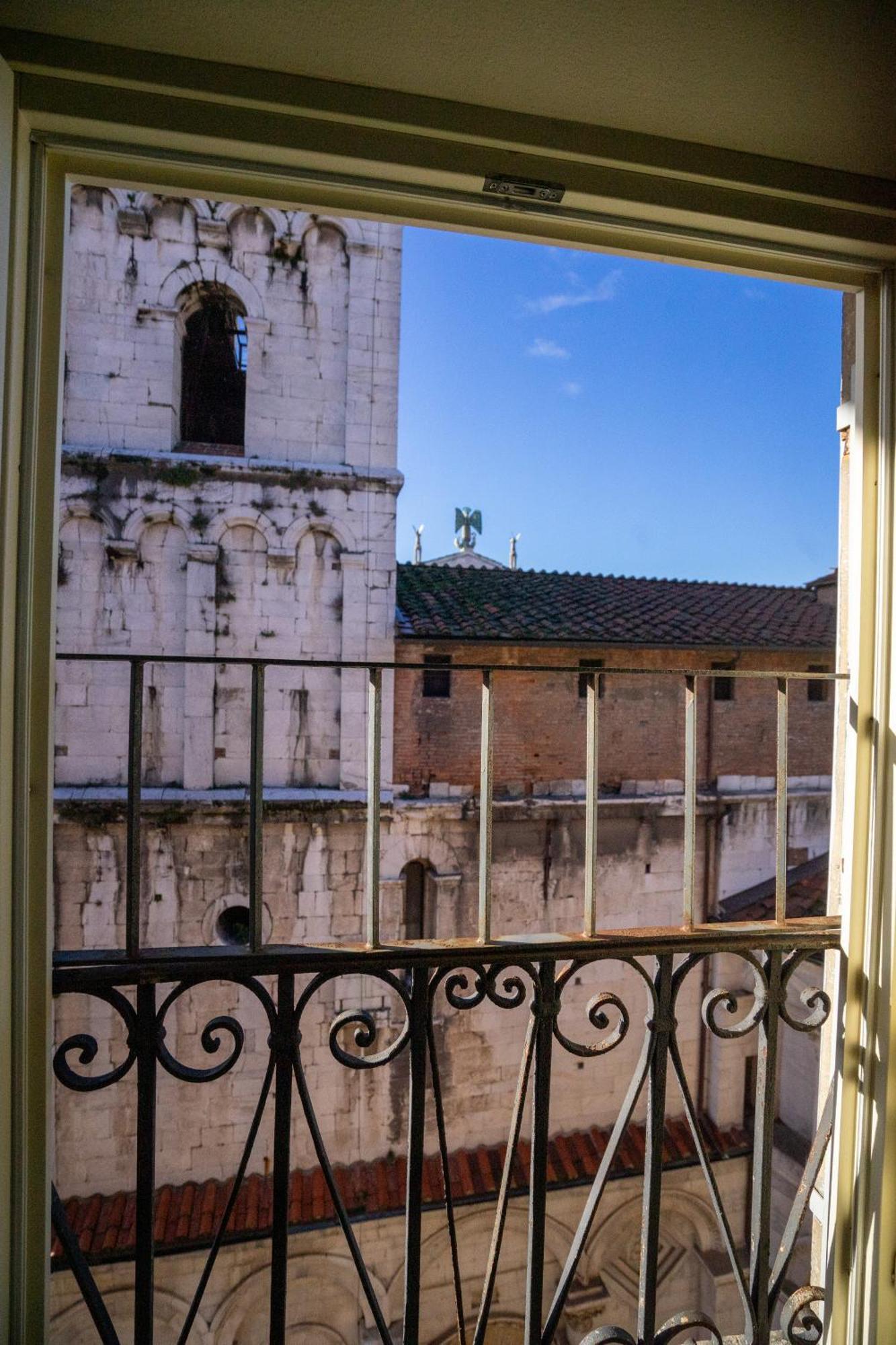 Palazzo Rocchi - Residenza D'Epoca Bed & Breakfast Lucca Exterior photo